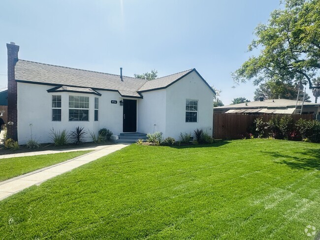 Building Photo - 9716 Felton Ave