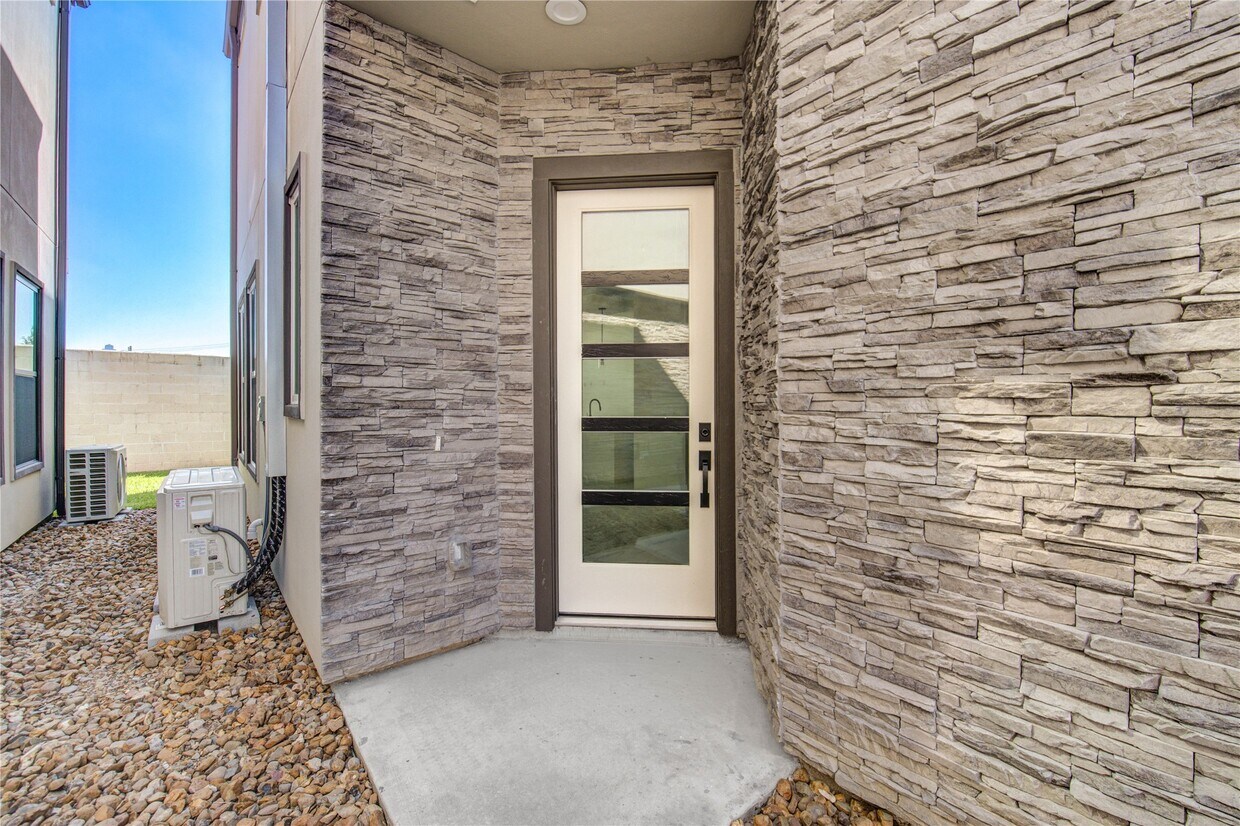 Foto principal - 2919 El Fenice Ln