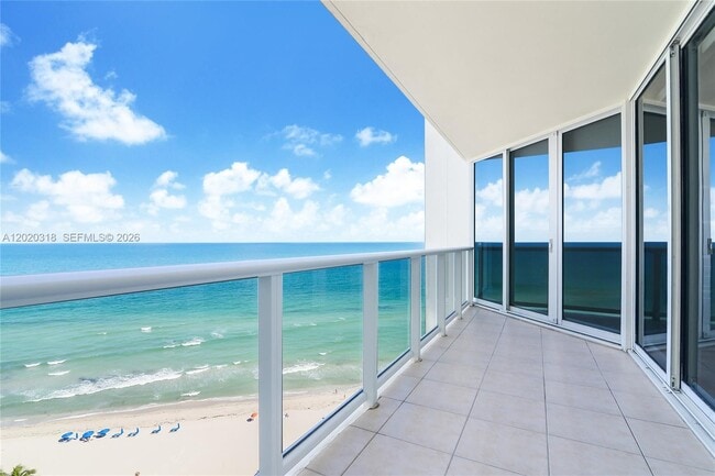 Foto del edificio - 19333 Collins Ave