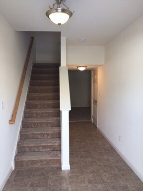 Building Photo - 3800 Birchwood Cir