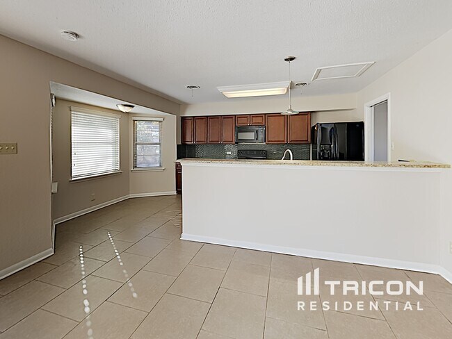 Building Photo - 3806 Ridgeline Drive San Antonio TX