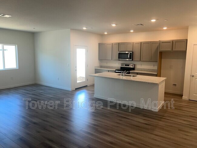 Building Photo - 8872 Stratham Wy