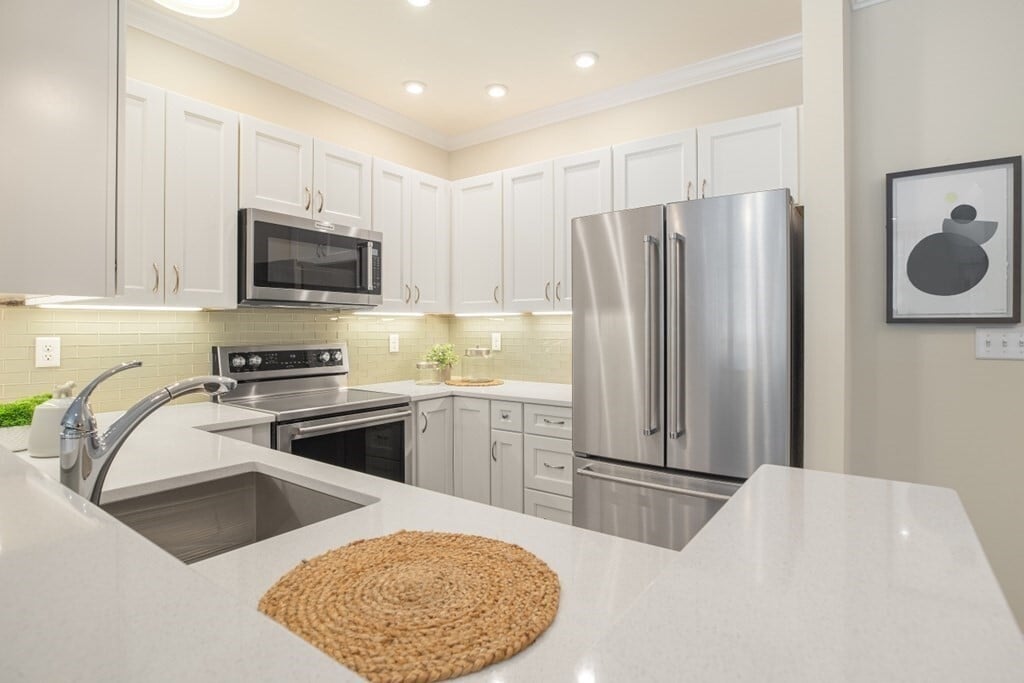 69 Foundry St Unit 407, Wakefield, MA 01880 Condo for Rent in