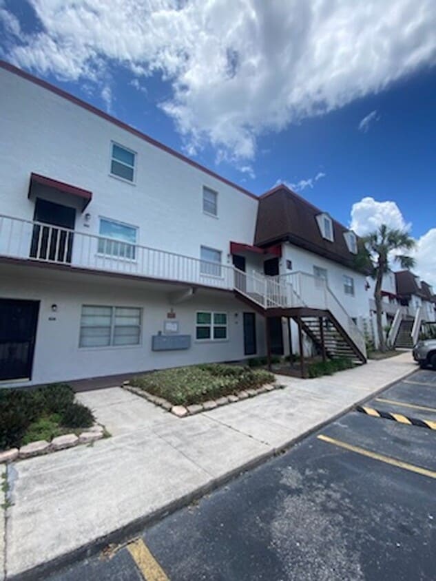 Primary Photo - Beautiful water view ground floor condo in...