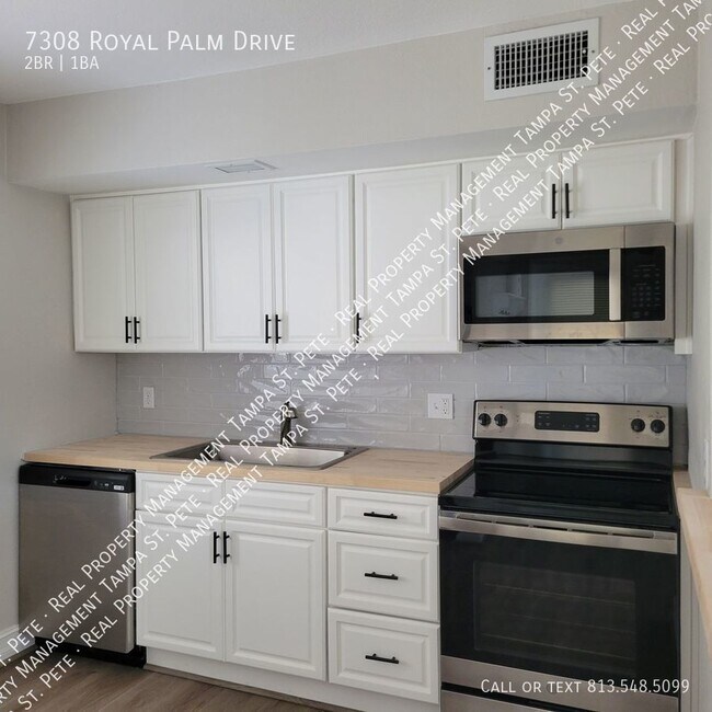Building Photo - ***MOVE IN SPECIAL***