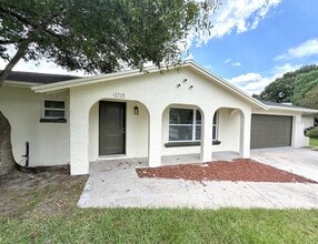 Building Photo - 1518 Deming Dr