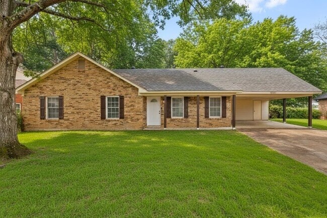 Building Photo - 6864 Aspenhill Dr