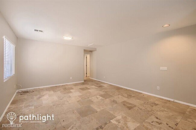 Foto del edificio - 4 br, 2.5 bath House - 11587 Longley Lane ...
