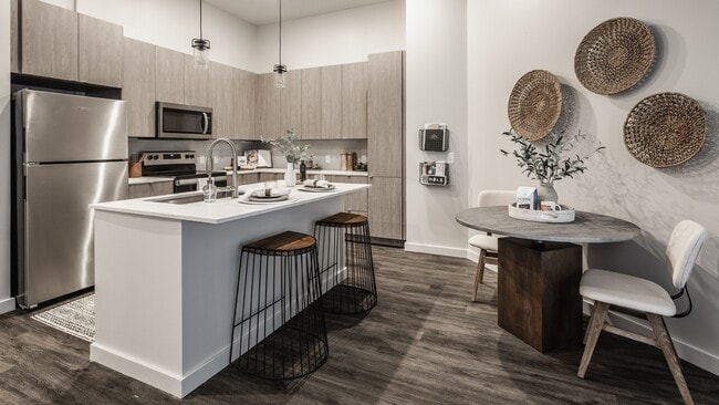 Arsenal 201 Kitchen - Arsenal 201