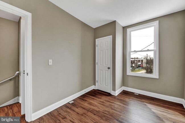 Building Photo - 4614 Pall Mall Rd
