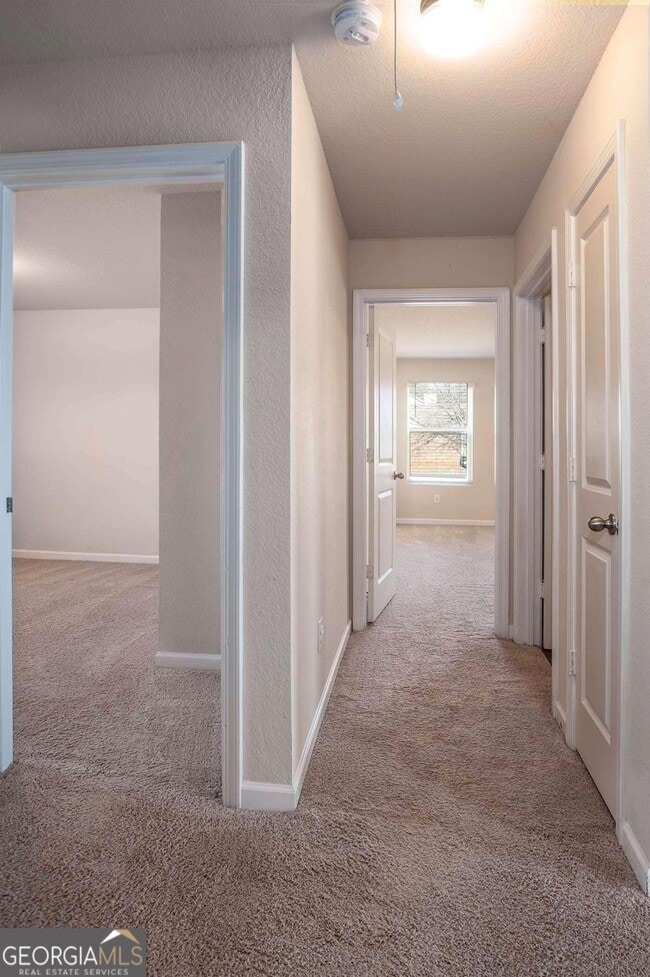 Foto del edificio - 700 Fitzroy Dr