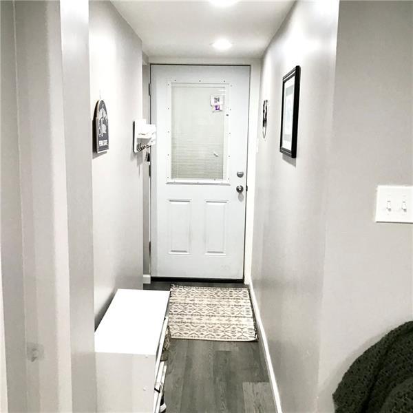 Foto del edificio - 440 Forest Ave