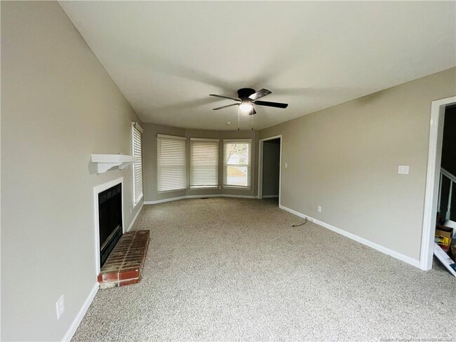 Foto del edificio - 5767 Pepperbush Dr