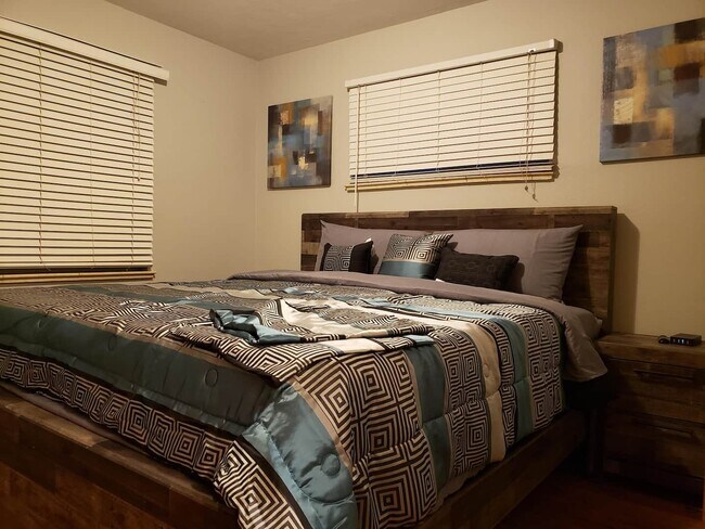 Foto del edificio - 4621 Elm Ct