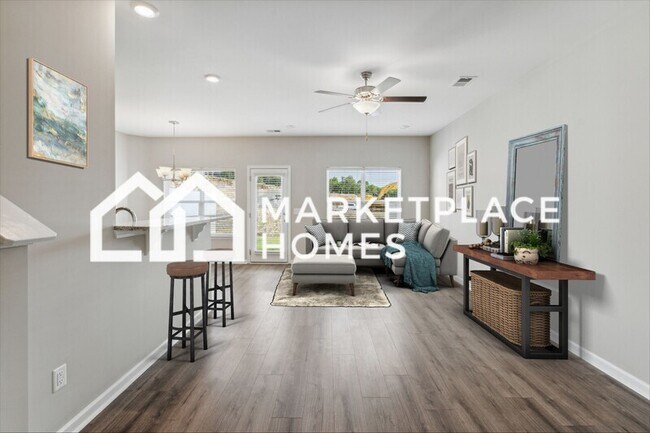 Building Photo - 6621 Hanworth Trce
