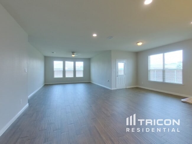 Foto del edificio - 432 Skipper Ln
