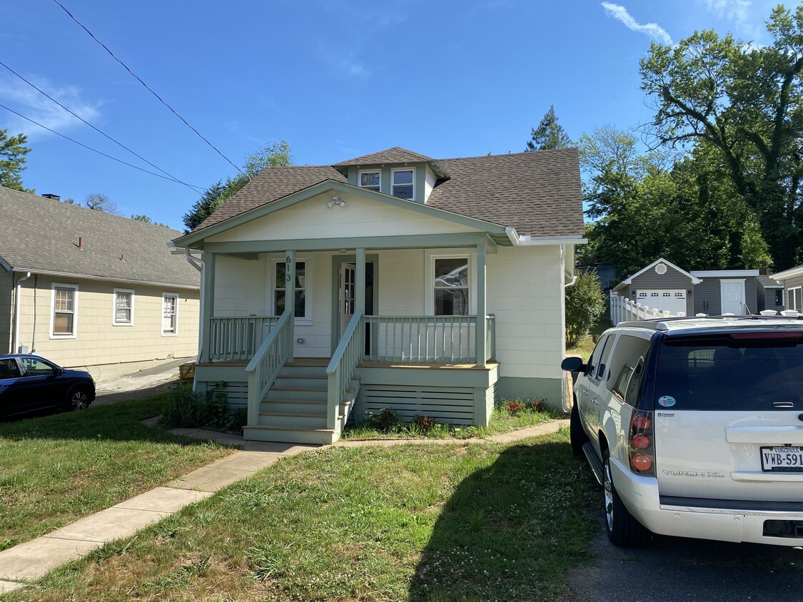 Photo - 613 Blenheim Ave (Charlottesville, VA)