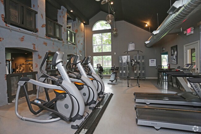 The Residence at North Dallas Apartments Rentals - Dallas, TX