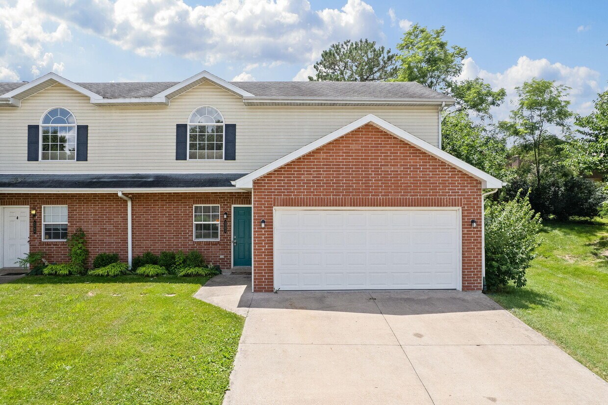 Foto principal - 5362 E Trikalla Dr