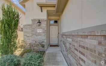 Building Photo - 32038 Quail Terrace Ln