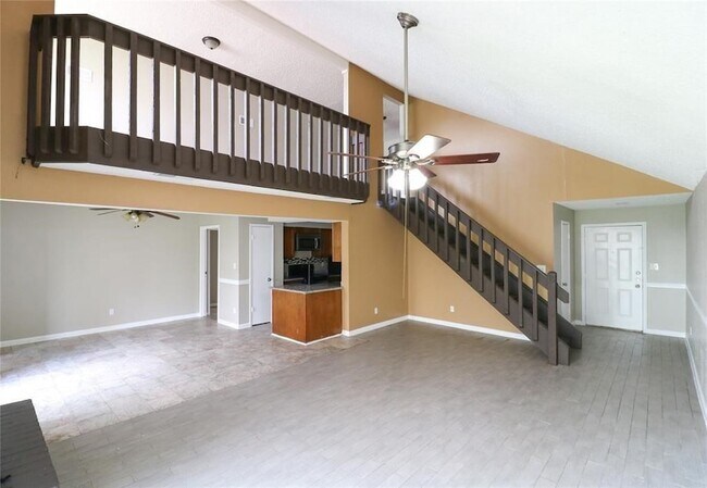 Building Photo - 6111 Briar Glade Dr