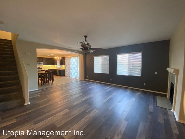 Building Photo - 4 br, 2.5 bath House - 32044 Baywood St.