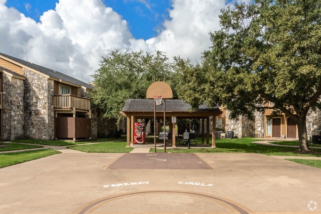 Parkway Circle Apartments - College Station, TX | Apartments.com