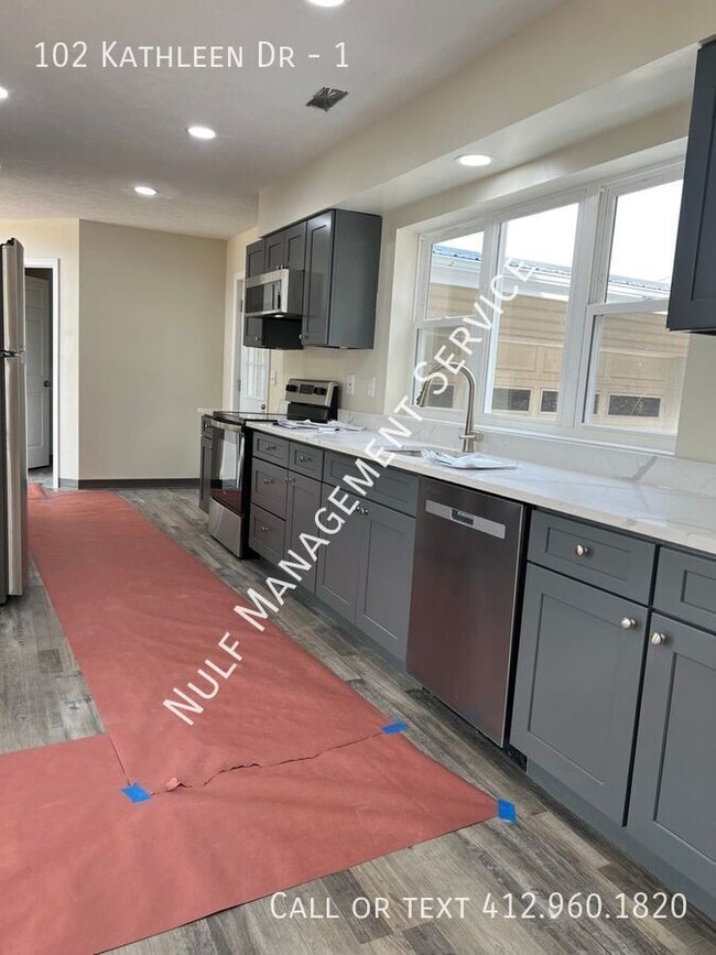 Foto del edificio - 102 Kathleen Dr