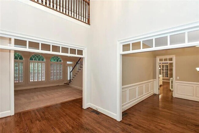 Foto del edificio - 3142 Denton Pl NE