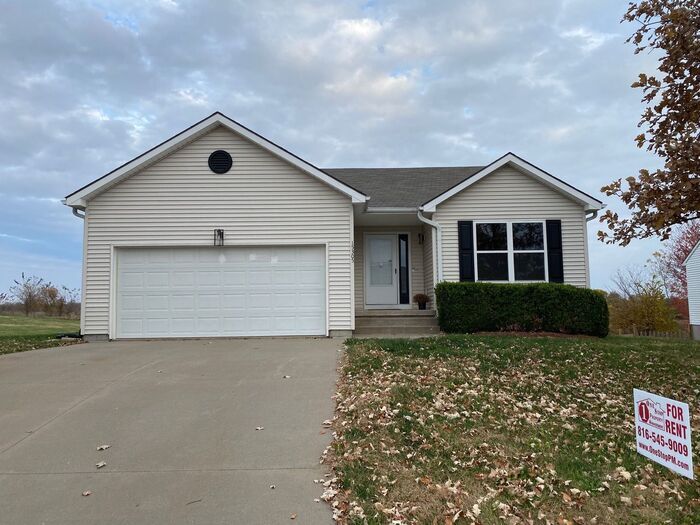 Primary Photo - Lovely Main level Living with 4 Bedrooms a...
