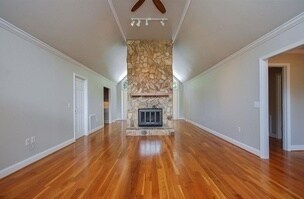 Building Photo - 3 Bed, 2 Bath Home is Greer is Available