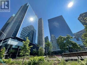 Building Photo - 88 Harbour St