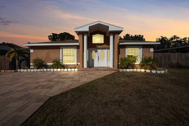 Foto del edificio - 6515 34th Ave N