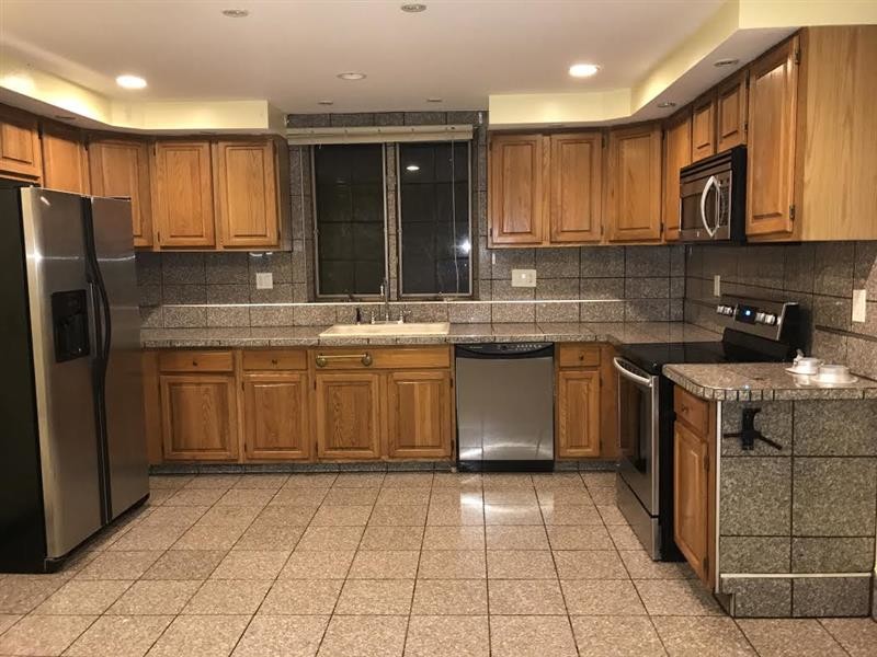 Foto principal - 172 Auburn St