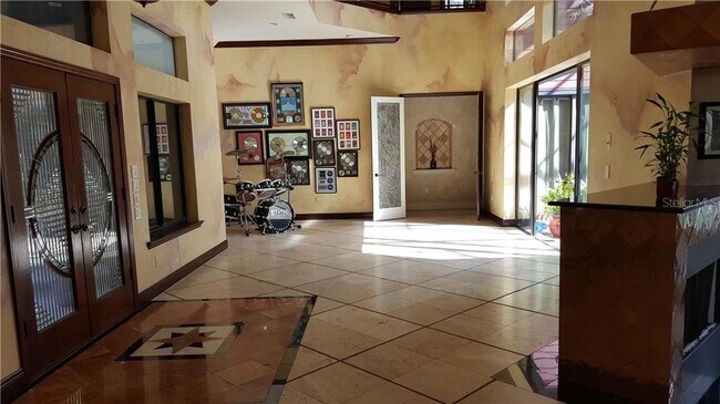 Foto del edificio - 6501 Saddle Oak Trail