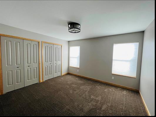 Building Photo - 403 Walnut Ct