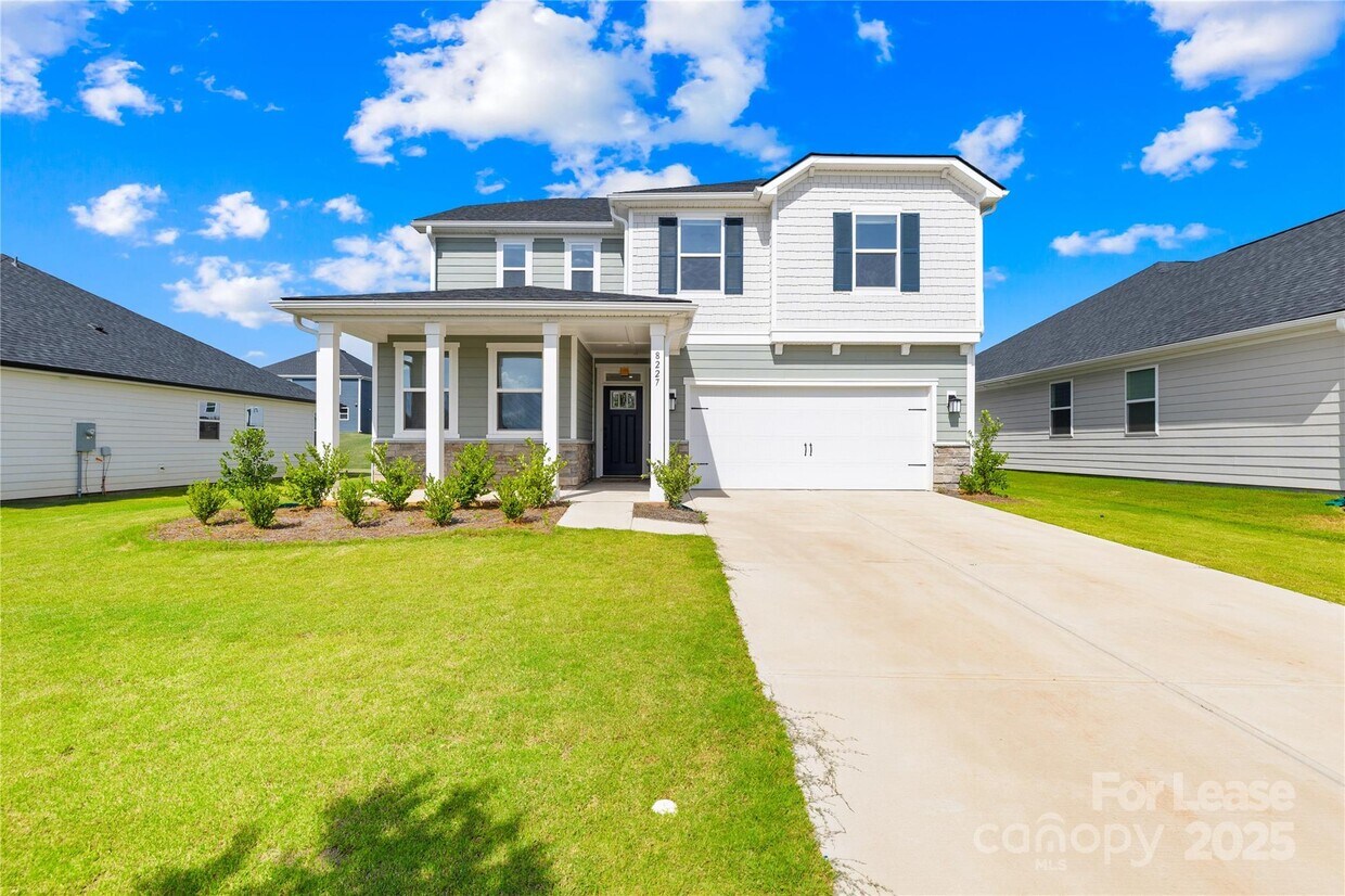 Foto principal - 8227 Cousins Ct