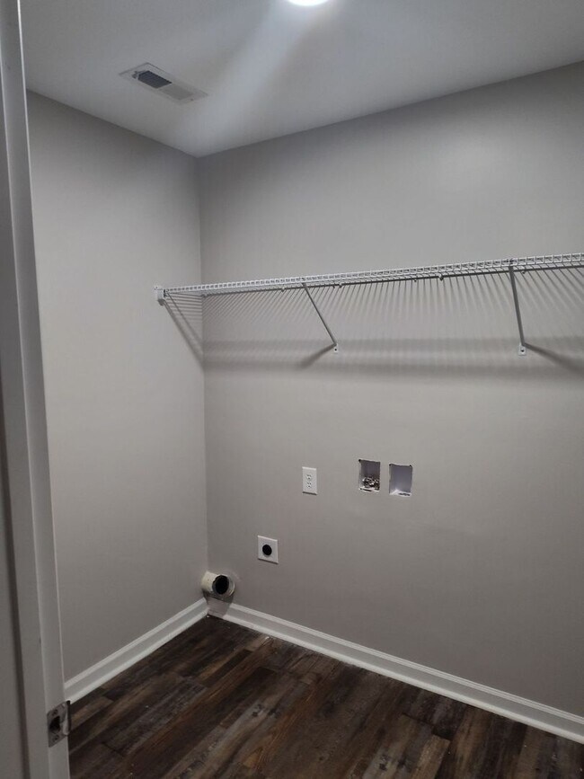 Foto del edificio - 3bd/2ba located in Good Hope