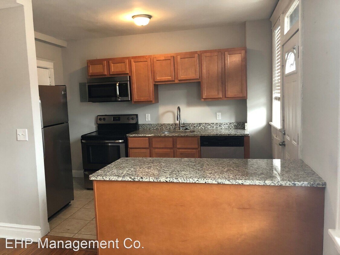 Foto principal - 3304 Russell Blvd