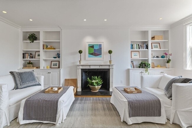 Building Photo - 80 Beacon St