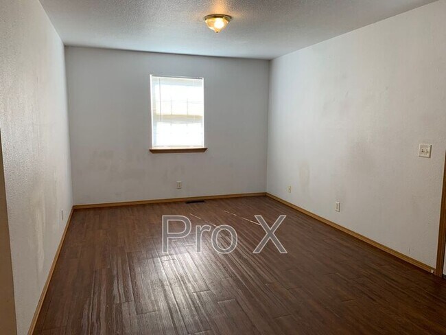Foto del edificio - 4545 E Zora St