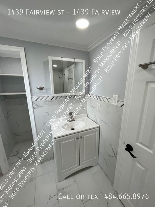 Foto del edificio - 1439 Fairview St