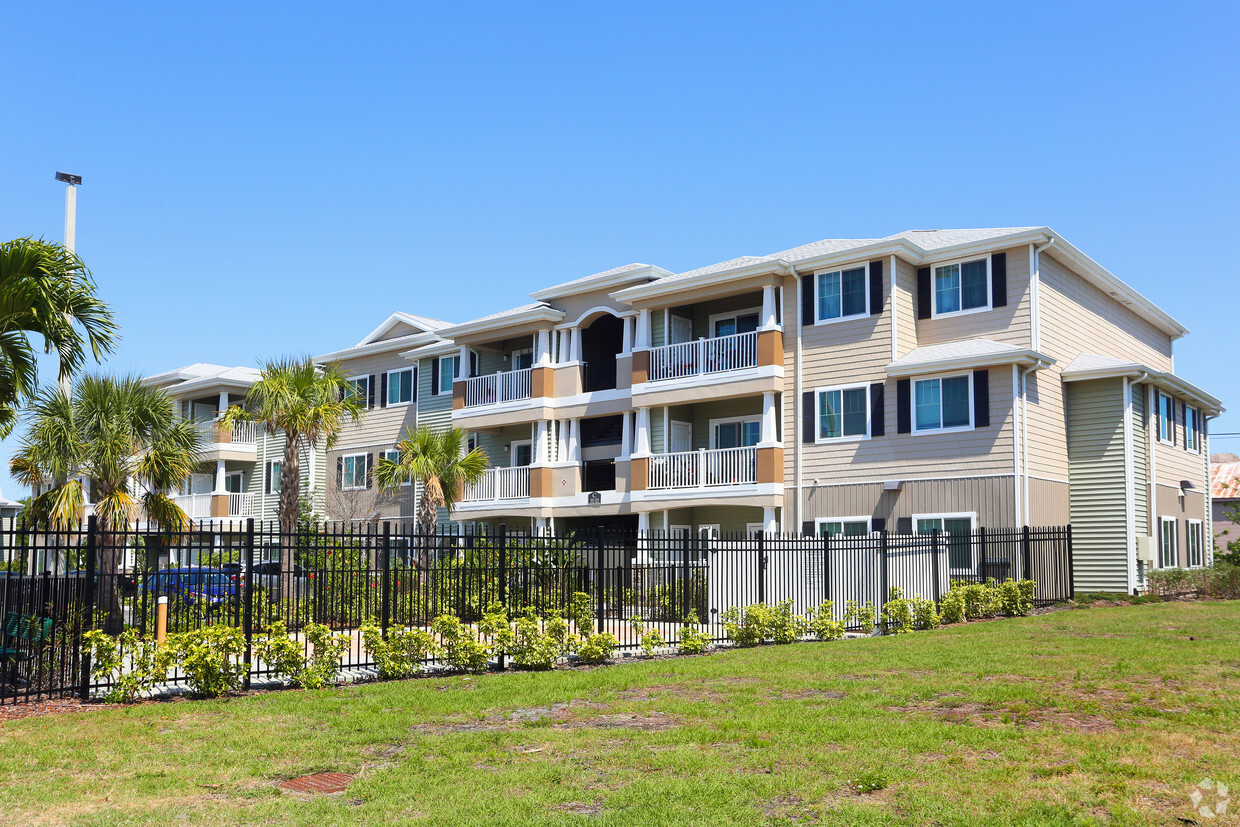 Primary Photo - Garden Trail Apartments