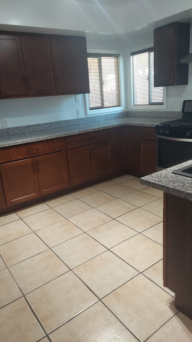 Foto del edificio - 3133 W 108th St