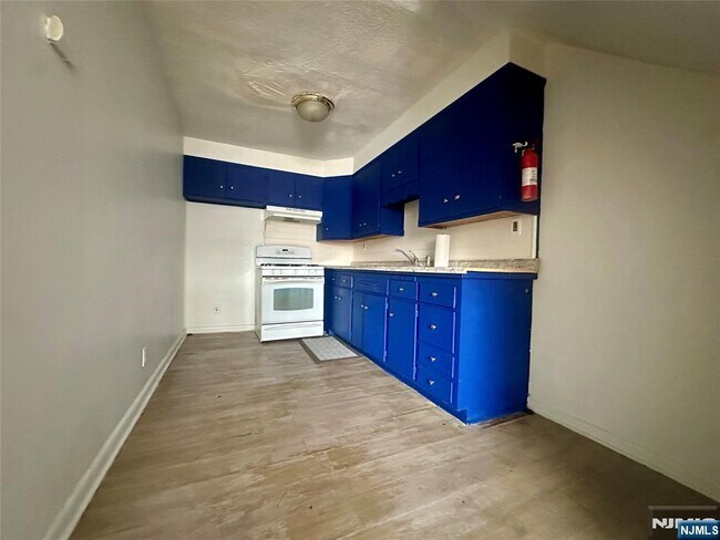 Foto del edificio - 530 Valley Brook Ave