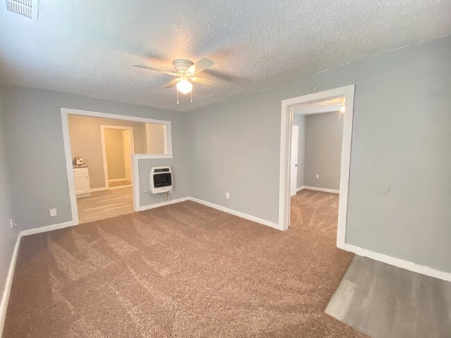 Building Photo - 1400 S Youngs Blvd