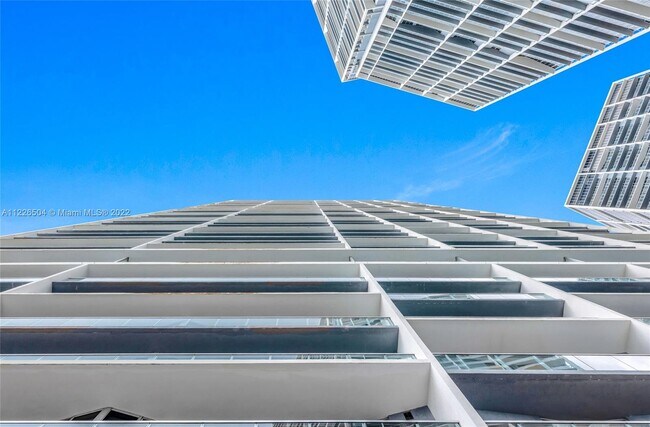 Foto del edificio - 495 Brickell Ave