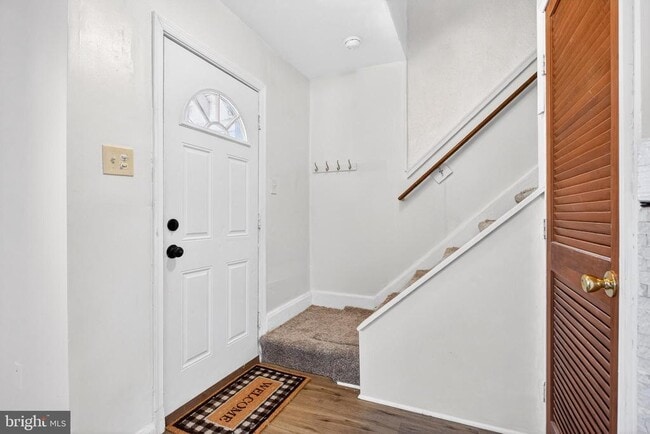 Foto del edificio - 1118 Sterling Ave