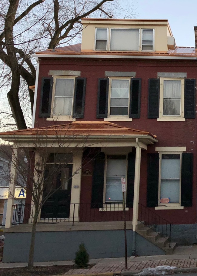 518 Allegheny St Unit 2, Hollidaysburg, PA 16648 Apartment for Rent