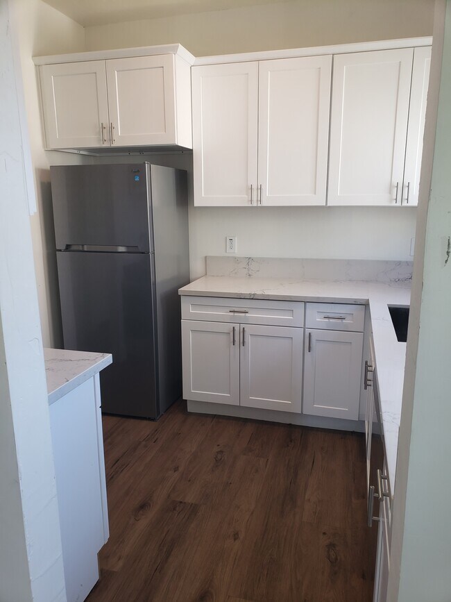 Foto del edificio - 2631 S Manhattan Pl